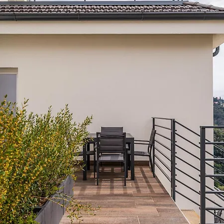 - Vista Mare Panoramica Con Piscina Διαμέρισμα *