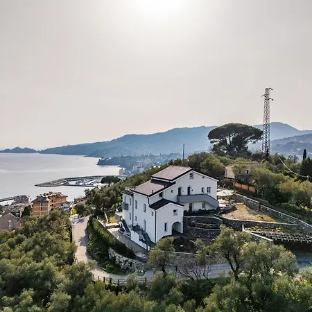 Daire - Vista Mare Panoramica Con Piscina *